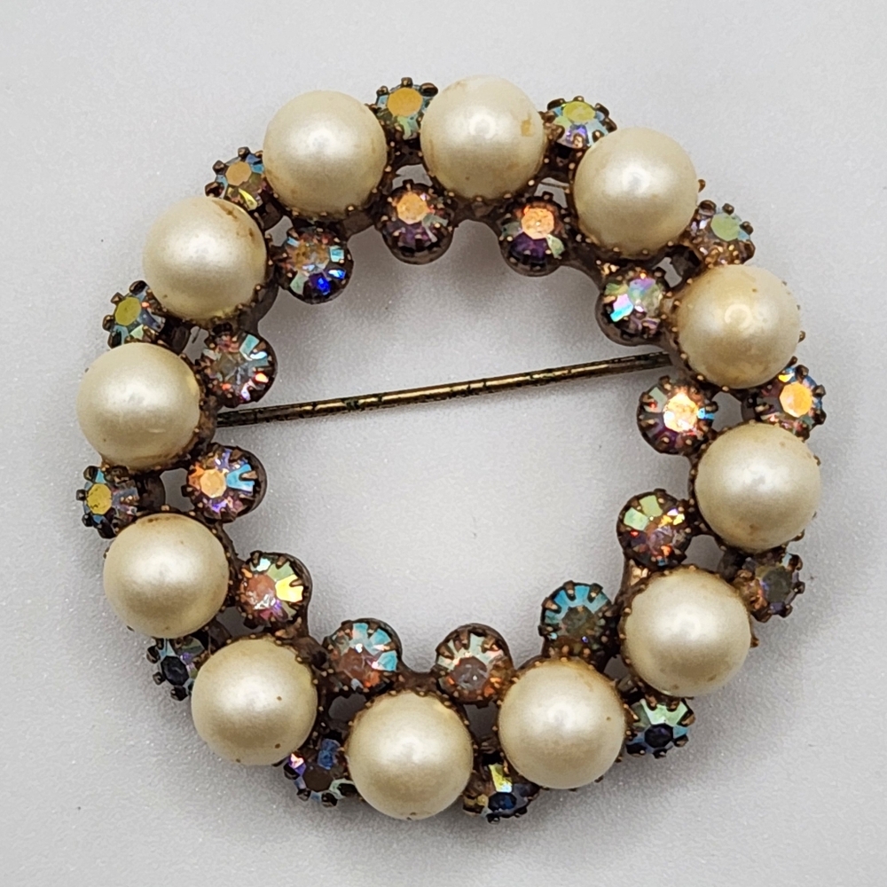 Vintage Prismatic Pearl Brooch, 12 White Pearls, 24 Aurora Borealis Rhinestones